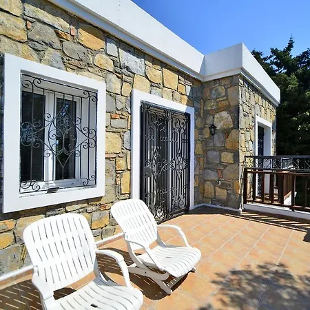 Gumsal Villa *